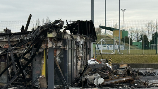 7 MILIONÓW STRAT. ŚLEDZTWO PO POŻARZE BIEDRONKI W POLKOWICACH
