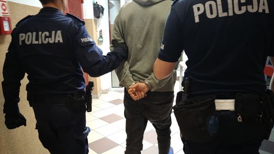 Akcja policji we Wschowie. Zatrzymano osoby poszukiwane listami gończymi