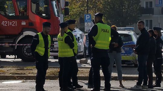 ALARM W STAROSTWIE POWIATOWYM W GŁOGOWIE! W AKCJI SAPERZY!
