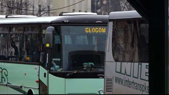 AUTOBUSY MIĘDZY POLKOWICAMI A GŁOGOWEM NADAL BĘDĄ KURSOWAĆ