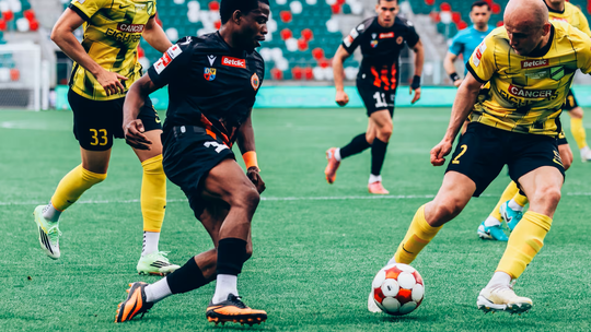 BECELLA: TO BYŁA PRAWDZIWA WALKA O 3.MIEJSCE 34.kolejka Betclic 1.Ligi: Wieczysta - Chrobry 1-1