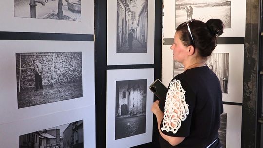 BEZ POŚPIECHU... WYSTAWA FOTOGRAFII MACIEJA IŻYCKIEGO W SŁAWSKIM KINIE ŻEGLARZ