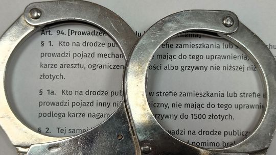 Bez prawa jazdy, OC i przeglądu. 22-latka odpowie przed sądem