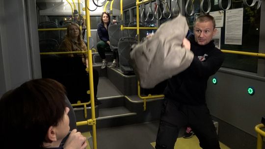 „BEZPIECZNA POLKOWICZANKA” W AUTOBUSIE