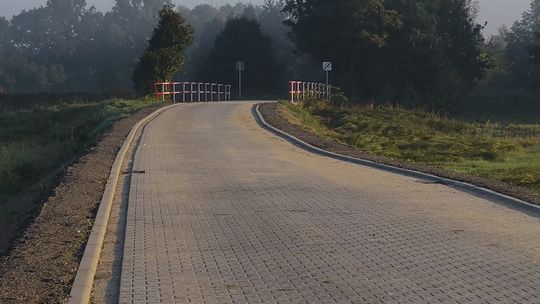 Borek: ul. Przy Moście po modernizacji. Droga jest gotowa
