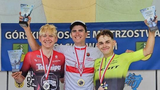 Brąz Garnka i świetna jazda kolarzy CHROBRY GŁOGÓW w Walimiu