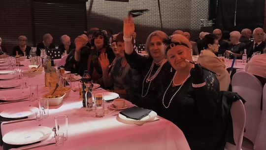 CASINO ROYALE W GŁOGOWIE. SENIORZY ZAKOŃCZYLI IV GŁOGOWSKĄ SENIORIADĘ