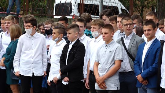 CHCĄ NORMALNIE SIĘ UCZYĆ