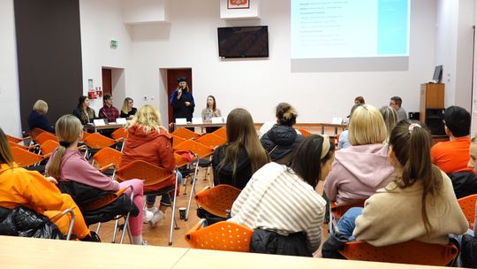 DEBATA OKSFORDZKA W GŁOGOWSKIEJ PWSZ