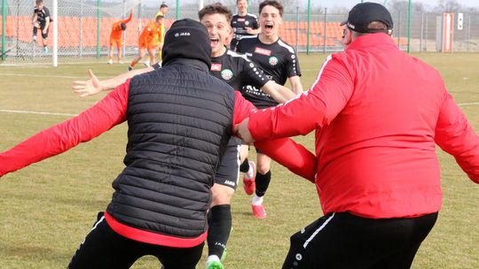 DERBY REGIONU DLA GÓRNIKA. ZAGŁĘBIE II LUBIN - GÓRNIK POLKOWICE 0:2