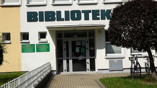 DLA NAJMŁODSZYCH CZYTELNIKÓW