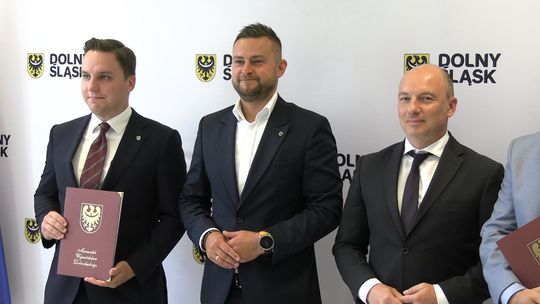 DOLNY ŚLĄSK INWESTUJE W KOLEJ Z CHOCIANOWA DO PRZEMKOWA