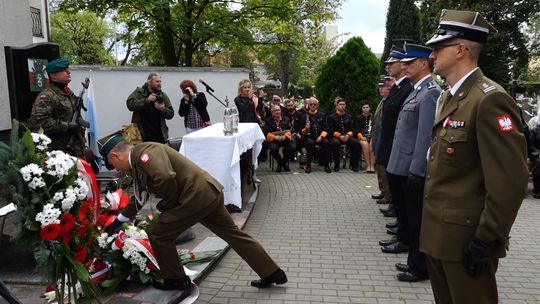 DUDKOWIAK: UMIERALI ZA TO, ŻE BYLI POLAKAMI