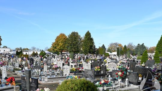 Dzień Wszystkich Świętych w Sławie – bezpłatne parkingi i zmiany w ruchu