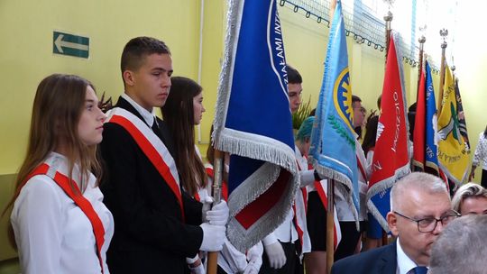EDUKACJA ZDROWOTNA: WYPISAĆ DZIECKO CZY NIE WYPISAĆ?