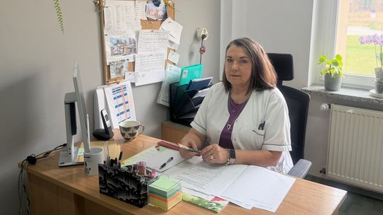 Fizjoterapeutka z pasją. 72 lata życia i wciąż pomaga innym