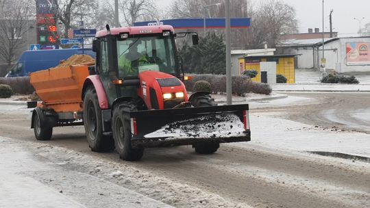 GŁOGÓW WALCZY Z GOŁOLEDZIĄ