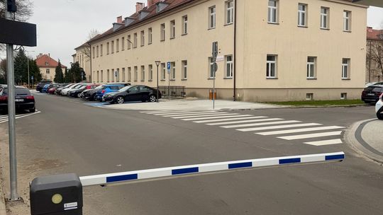Głogów: wracają opłaty za parking przy szpitalu