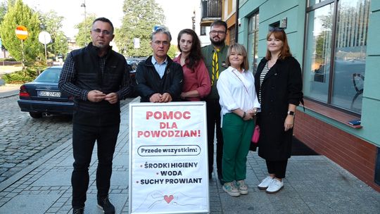 GŁOGOWIANIE POMAGAJĄ POWODZIANOM