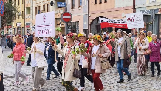 GŁOGOWSCY SENIORZY Z KLUCZEM DO MIASTA