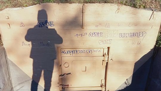 Graffiti na zabytkach w Głogowie. GROT szuka sprawcy