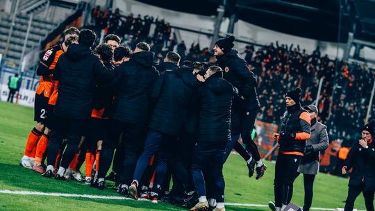 Miedź - Chrobry 0-1