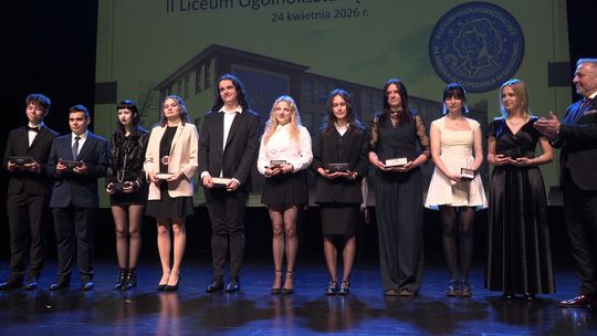 II LO w Głogowie pożegnało abiturientów