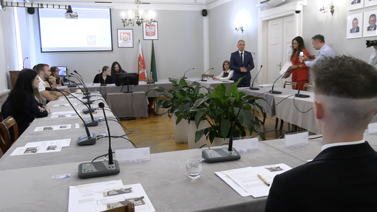INAUGURACYJNA SESJA MŁODZIEŻY