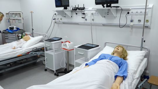 JAK W PRAWDZIWYM SZPITALU