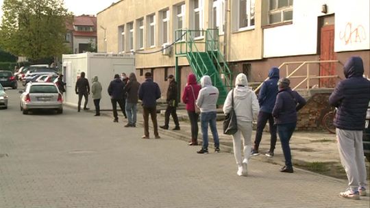 KAŻDY TYDZIEŃ GORSZY. Tygodniowe statystyki Sanepidu w Głogowie.