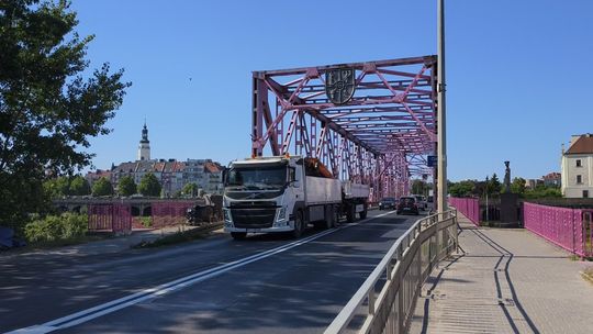 KOLEJNY ETAP REMONTU NA MOŚCIE - CZEKA NAS KILKA TYGODNI Z KORKAMI?