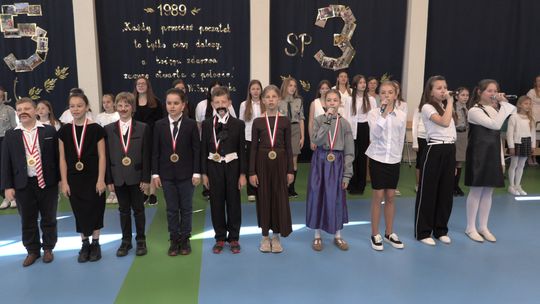 KORALOWY JUBILEUSZ "TRÓJKI"