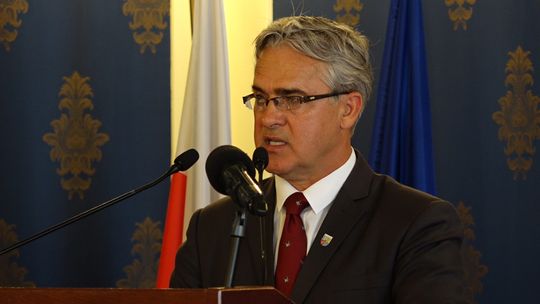 MAJEWSKI: GŁOGÓW STRACIŁ GRUBE MILIONY