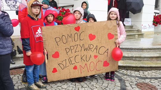 MARSZ MOCY W GŁOGOWIE – DZIECI PRZECIWKO PRZEMOCY