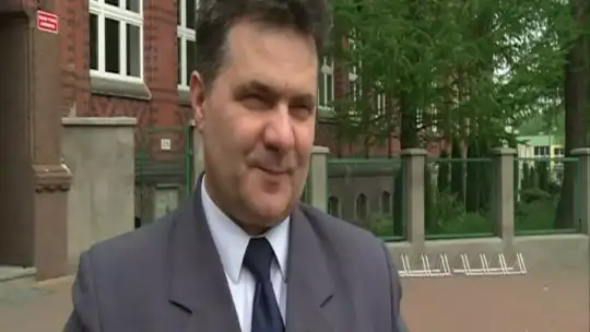 MATURZYŚCI Z EKONOMIKA PO JĘZYKU POLSKIM