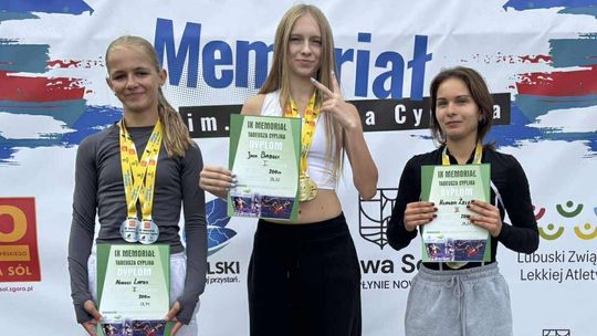 Młodzi lekkoatleci błyszczą i zdobywają medale