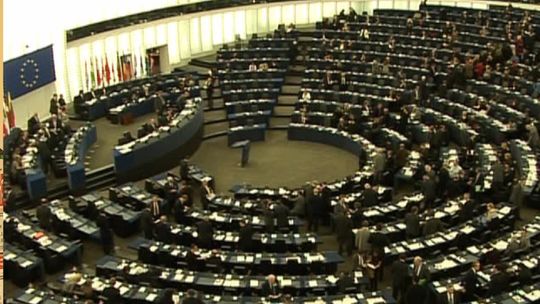 MNIEJ EURO, BO LEPSZE WSKAŹNIKI?