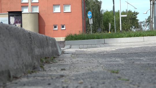 MODERNIZUJĄ PARKINGI