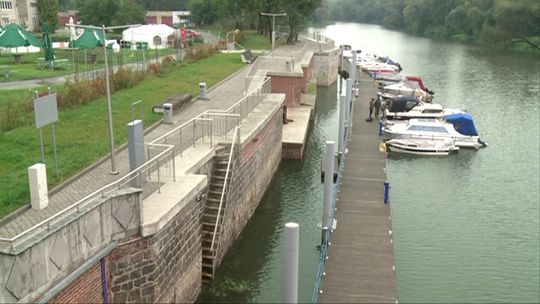 MUR POD OBSERWACJĄ. Władze przyglądają się murowi oporowemu przy Marinie.