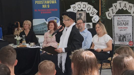 Narodowe Czytanie w SP nr 9. Były „Dziady” i szkolne scenki