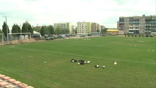 NIE MA DOTACJI, INWESTYCJA NIEDOKOŃCZONA. Nie będzie trzeciego etapu budowy kompleksu sportowego na osiedlu Piastów w Głogowie?