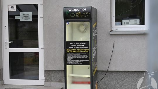Nie wyrzucaj jedzenia. W Sławie działa społeczna lodówka