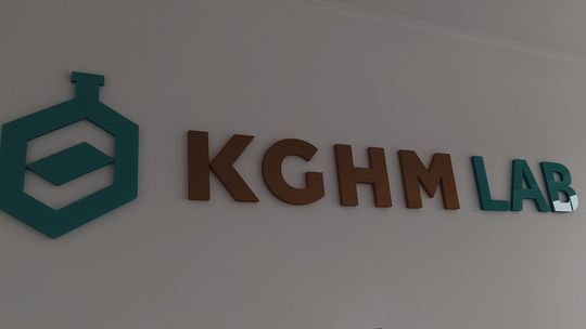 Nowa pracownia chemiczna w Złotoryi. KGHM wsparł szkołę