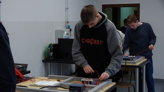 NOWA PRACOWNIA DLA PRZYSZŁYCH TECHNIKÓW AUTOMATYKÓW 