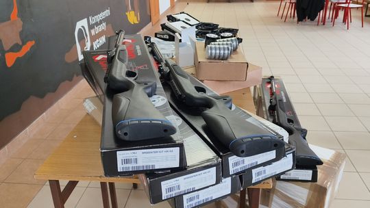 NOWY SPRZĘT STRZELECKI DLA SZKOŁY IM. JANA WYŻYKOWKSIEGO