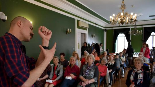 OPASKI ŻYCIA DLA POLKOWICKICH SENIORÓW