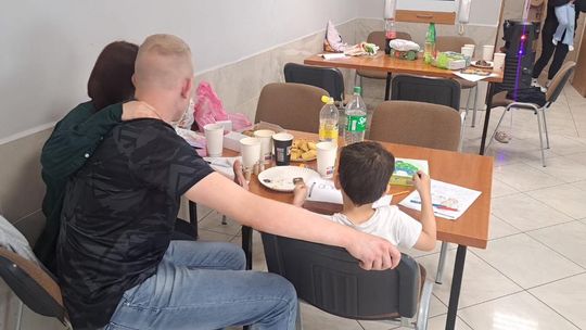 Osadzeni świętowali Dzień Dziecka razem z rodzinami