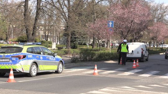OSTROŻNIE NA PL. TYSIĄCLECIA W GŁOGOWIE. KOLIZJA