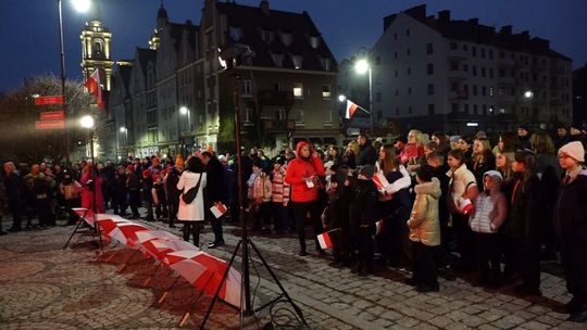 PATRIOTYCZNIE I RADOŚNIE