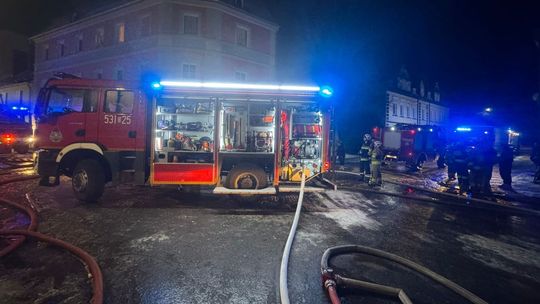 PIĘĆ RODZIN STRACIŁO DACH NAD GŁOWĄ W WYNIKU POŻARU
